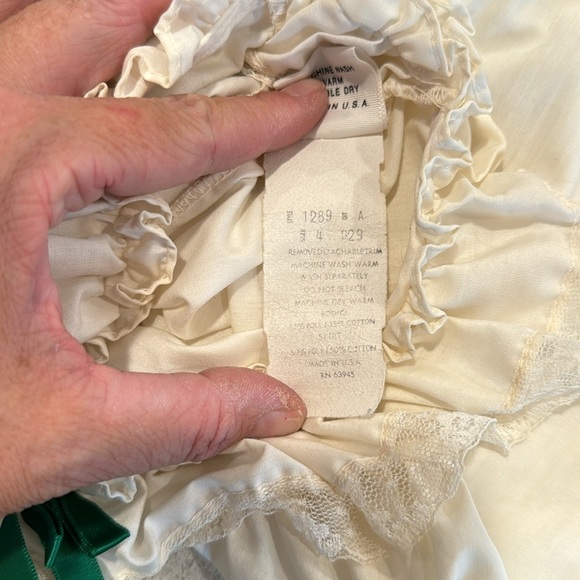 Winnie the Pooh, vintage Swiss floral, green and red white with ruffles dress 4T - Picture 12 of 16